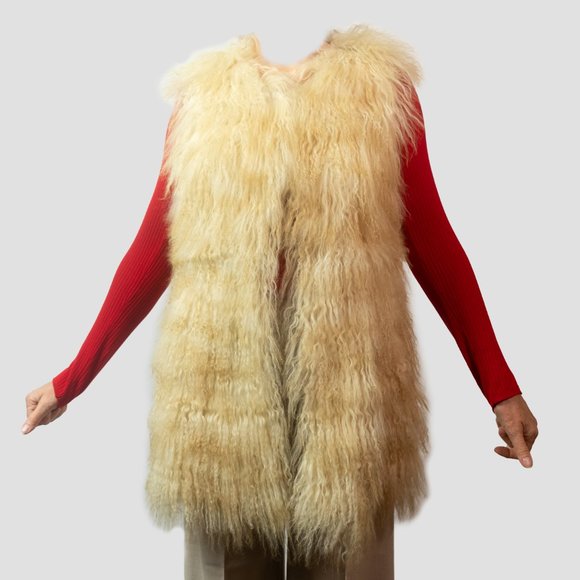 Virtuale Mongolian Fur Vest - Picture 3 of 11